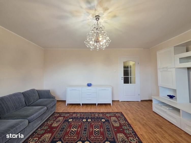 Apartament cu 3 camere în Județean
