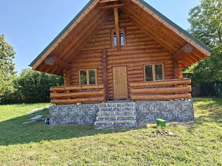 Casă cu Teren 1000 Mp în Urleta