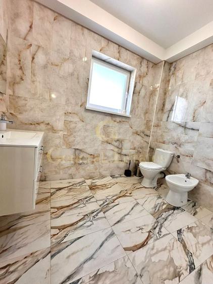 Apartament cu 3 camere decomandat, mobilat în Tractorul