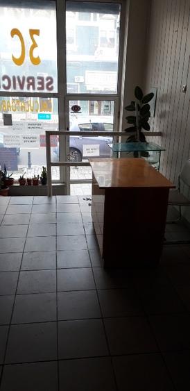 Spațiu comercial, de 100 mp, în Central