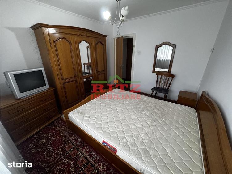 Apartament cu 4 camere decomandat în Ultracentral