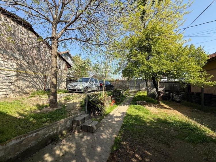 Casă individuală cu 3 camere cu Canalizare în Brestei