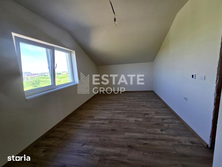 Casă cu 4 camere cu Teren 300 Mp în Tipografilor