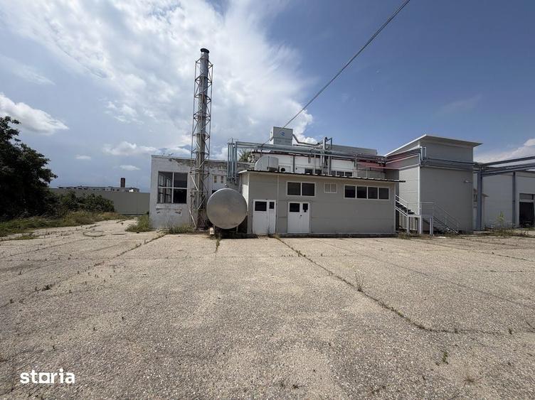 Spațiu comercial, de 2,820 mp, în Vest