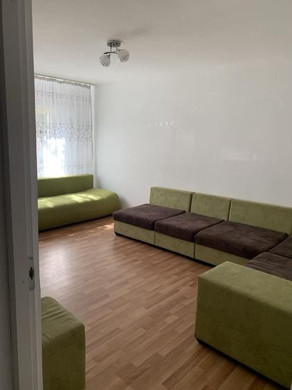 Apartament cu 2 camere decomandat în Lipovei