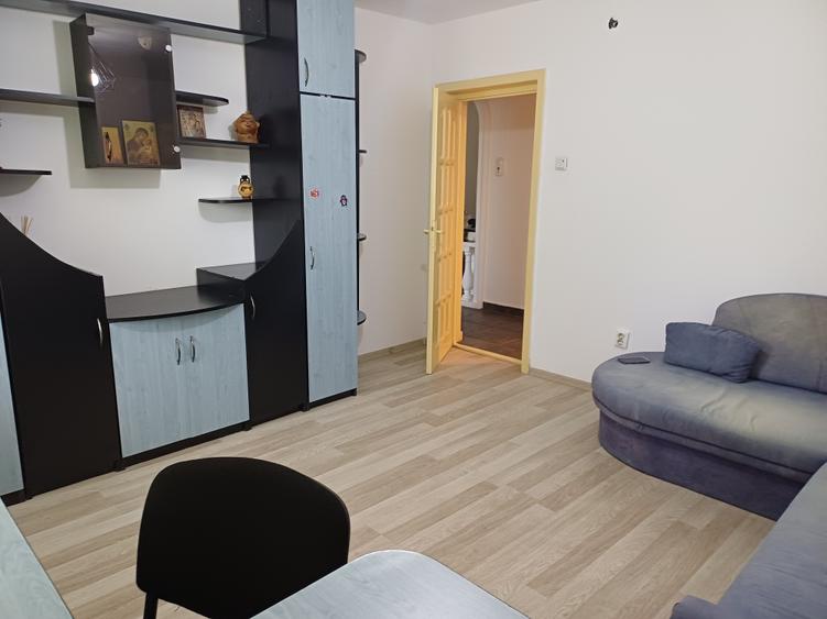 Apartament cu 3 camere decomandat în Gheorgheni