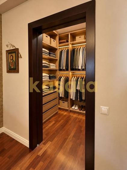 Apartament cu 4 camere decomandat, mobilat în Șoseaua Nordului