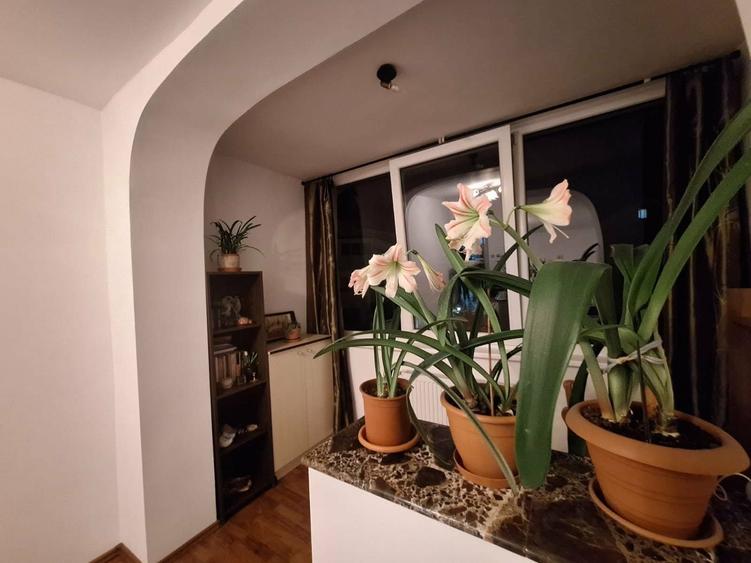 Apartament cu 2 camere decomandat în Florești