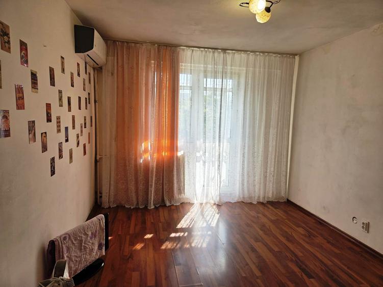 Apartament cu 2 camere decomandat în Drumul Taberei