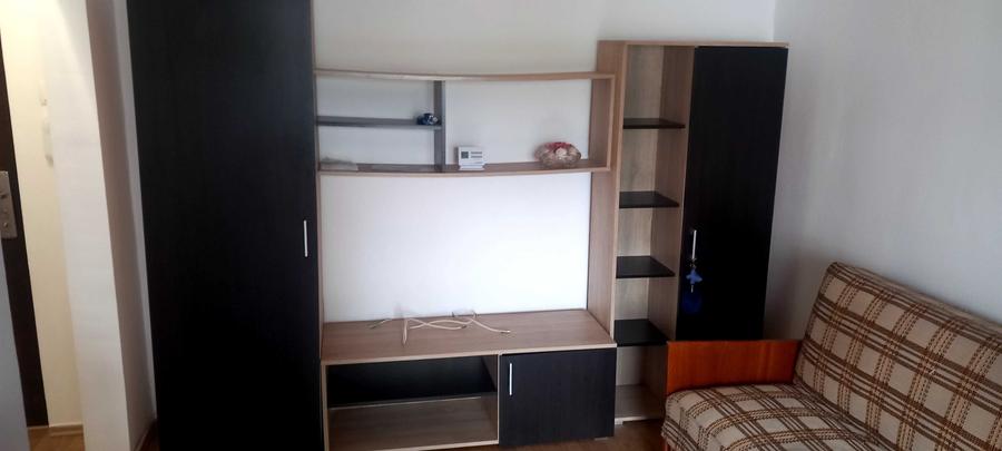Garsonieră decomandată în Central