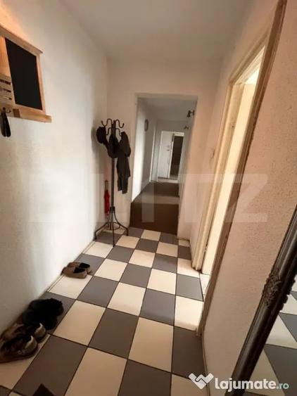 Apartament cu 3 camere decomandat în George Enescu