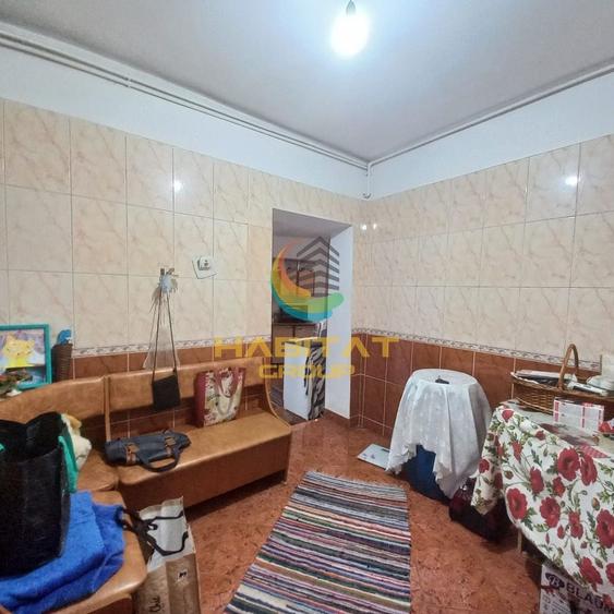 Casă individuală cu 6 camere cu Canalizare în Brâncoveanu