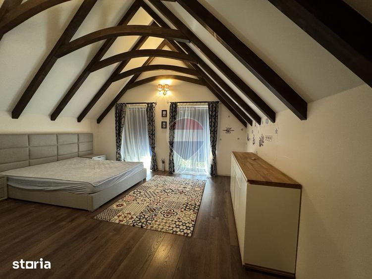 Casă cu 3 camere cu Teren 180 Mp în Central