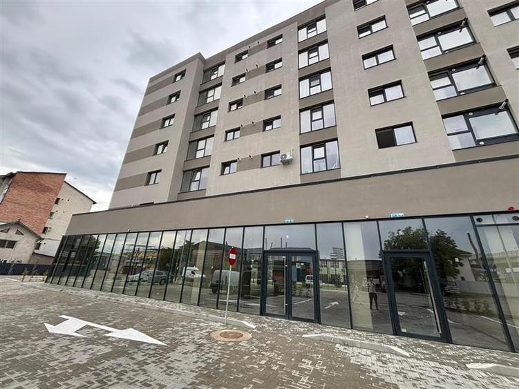 Spațiu comercial, de 140 mp, în Mioriței