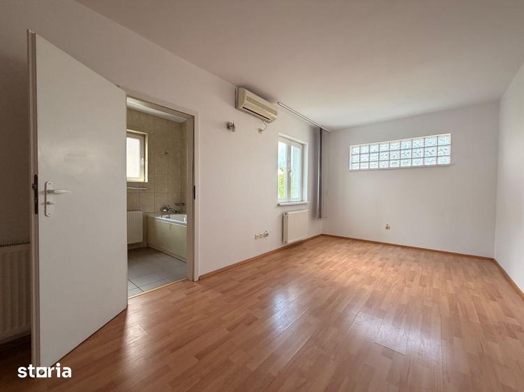 Casă cu 6 camere cu Teren 247 Mp în Floreasca
