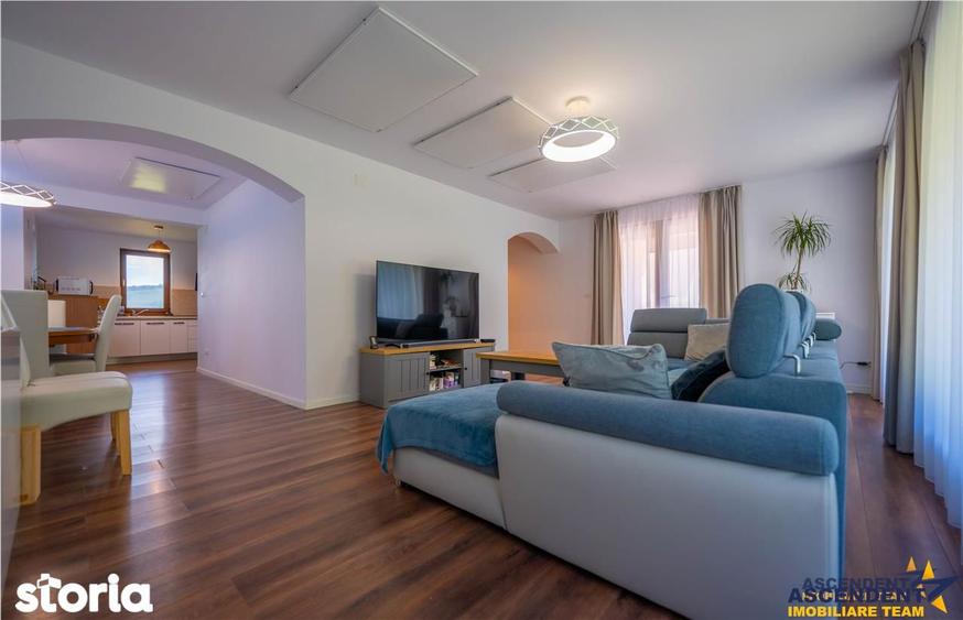 Casă cu 9 camere decomandat cu Teren 1750 Mp în Pestișu Mic