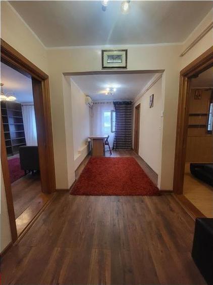 Apartament cu 2 camere decomandat în Autogară