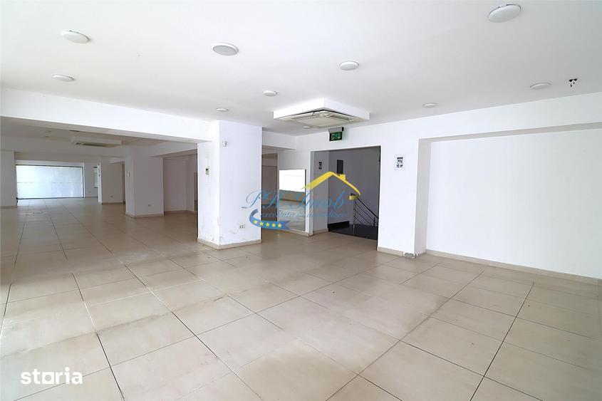 Spațiu comercial, de 402 mp, în Ultracentral