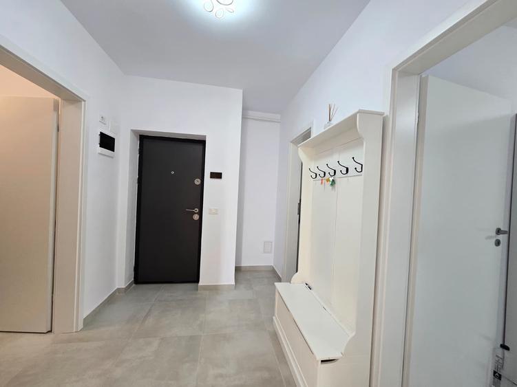 Apartament cu 2 camere decomandat în Metalurgiei