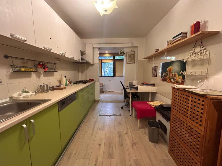 Apartament 3 camere - suprafata 79mp, zona Viziru 3, parter. - 7