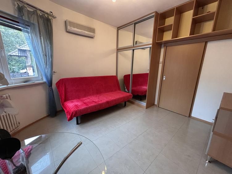 Garsonieră semidecomandată, mobilată în Iancului