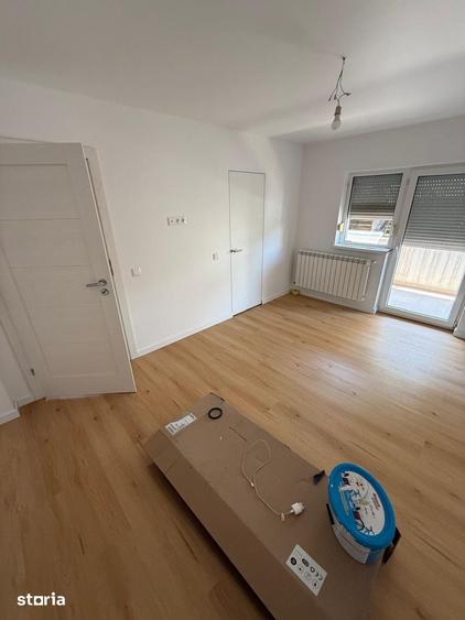 Apartament cu 4 camere în Domnești