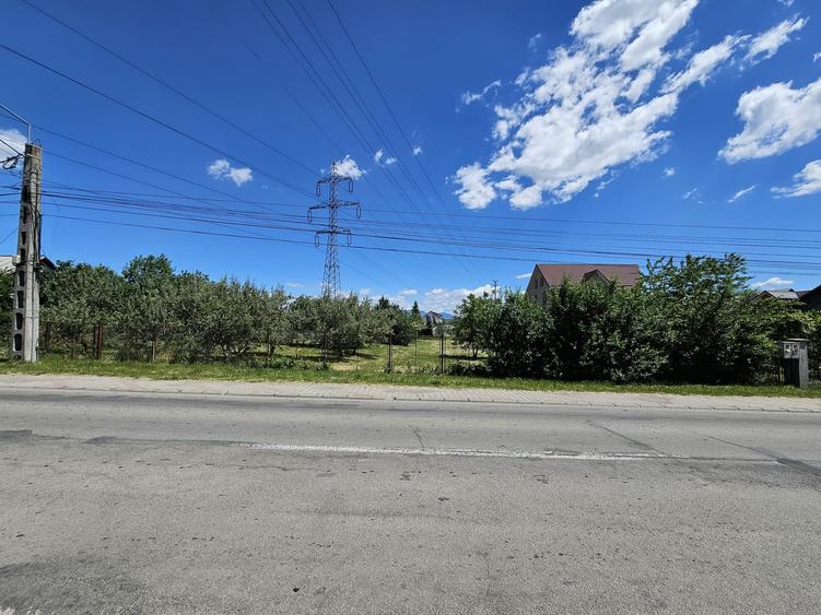 Teren Construcții intravilan de 1500 mp, în Calea Moldovei