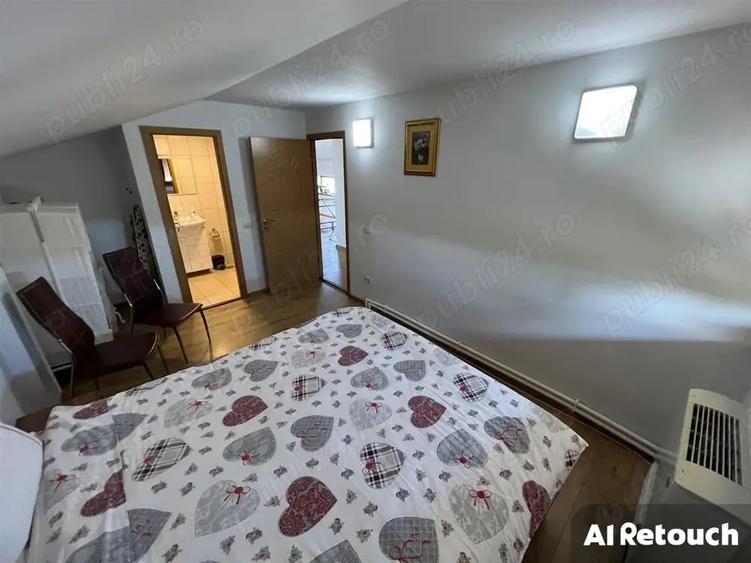 Casă cu 6 camere cu Teren 10000 Mp în Central
