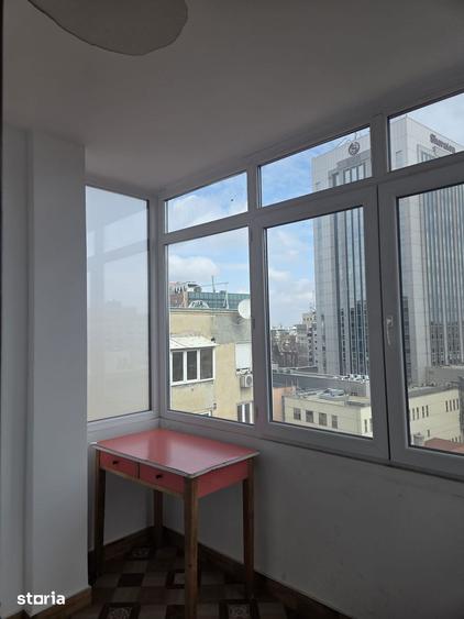 Apartament cu balcon, lift, 2 camere, Piata Romana - 17