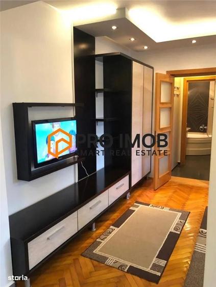 Apartament cu 3 camere semidecomandat în Bălcescu