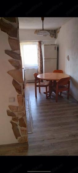 Apartament cu 2 camere semidecomandat în Ostroveni