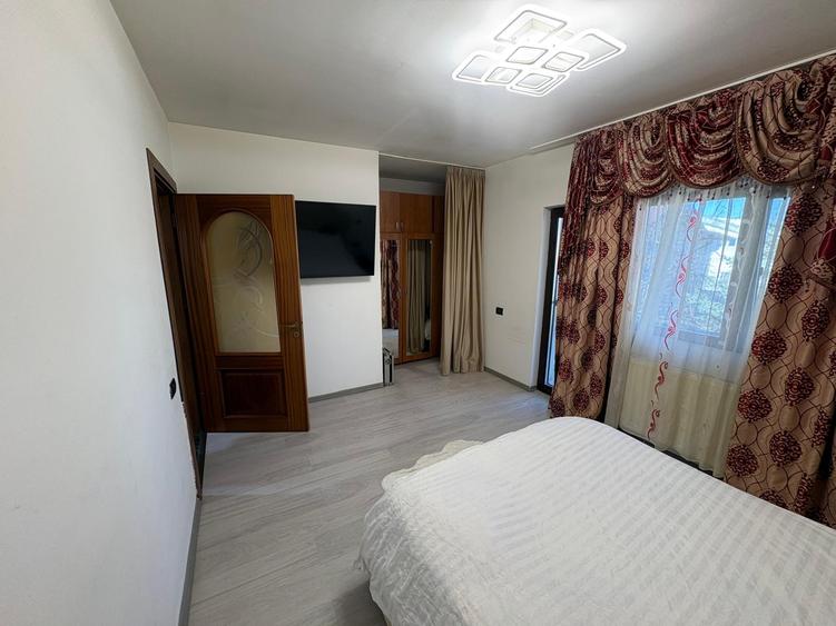 Duplex cu 5 camere cu Teren 300 Mp în Jilava