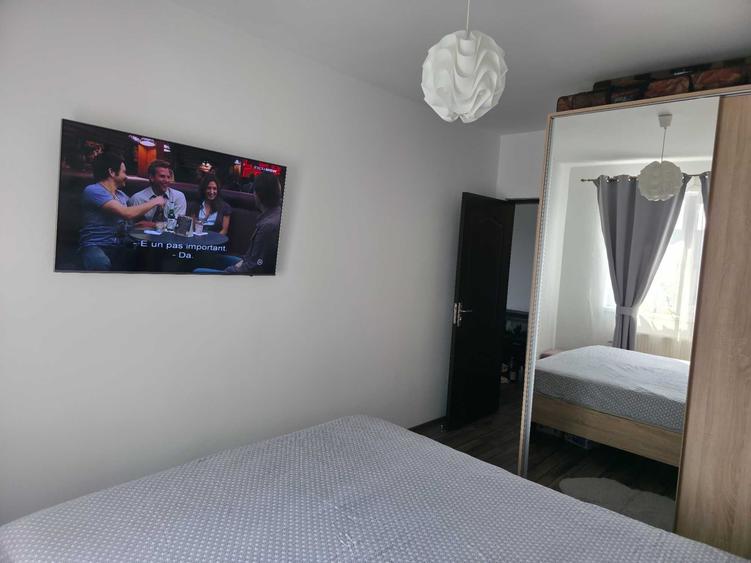 Apartament cu 2 camere decomandat în Exterior Vest