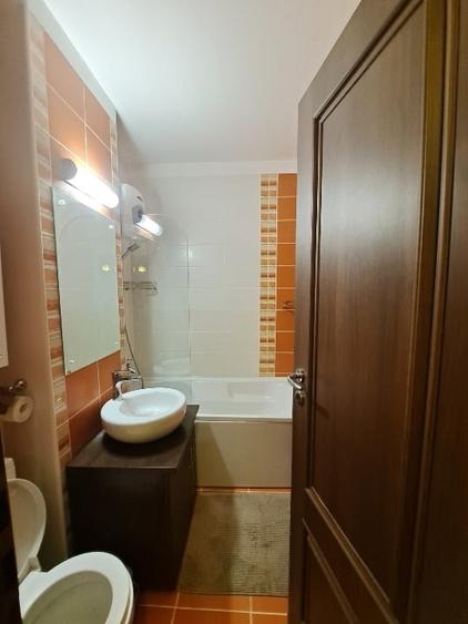 Apartament cu 2 camere semidecomandat, mobilat în Dorobanți
