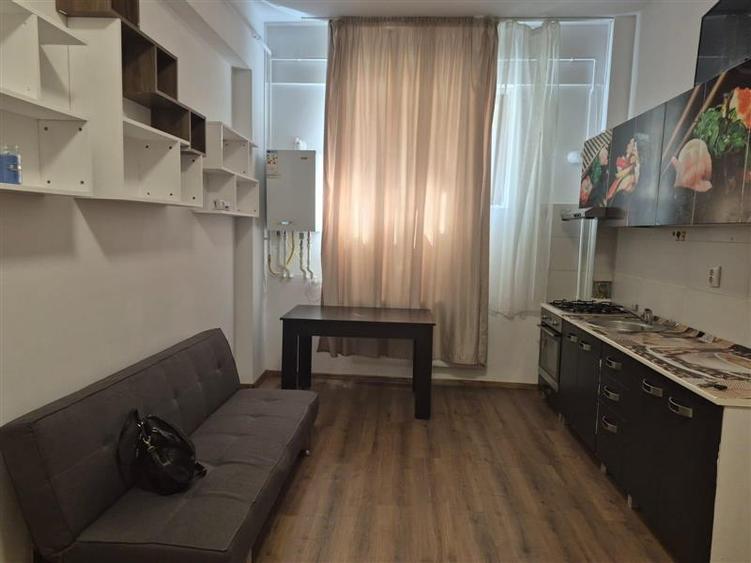 Apartament cu 2 camere decomandat, mobilat în Aeroport