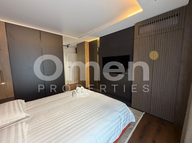 Apartament cu 3 camere semidecomandat, mobilat în Ultracentral