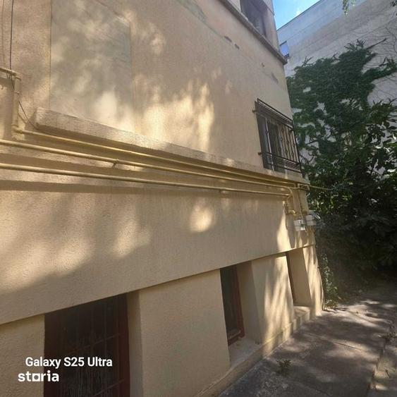 Apartament cu 3 camere în Dorobanți