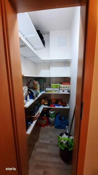 Apartament cu 3 camere în Tolstoi