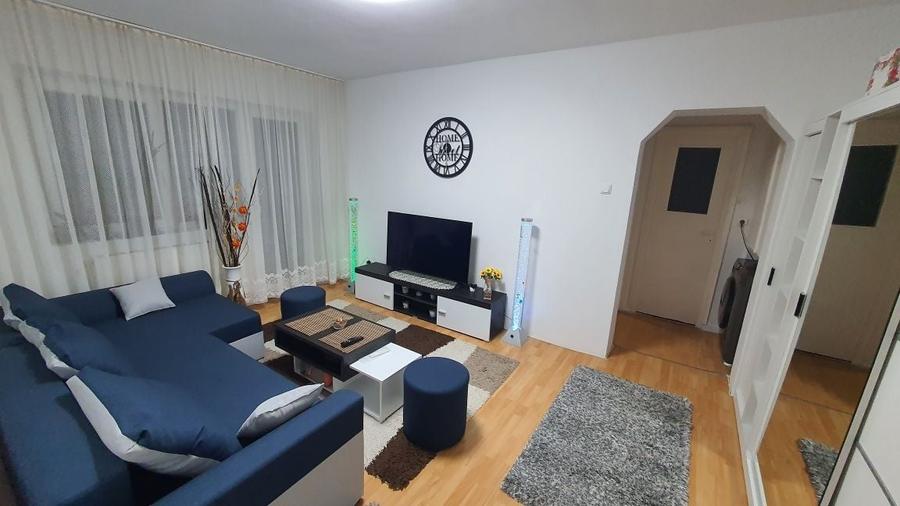 Apartament cu 2 camere semidecomandat în Ortelec