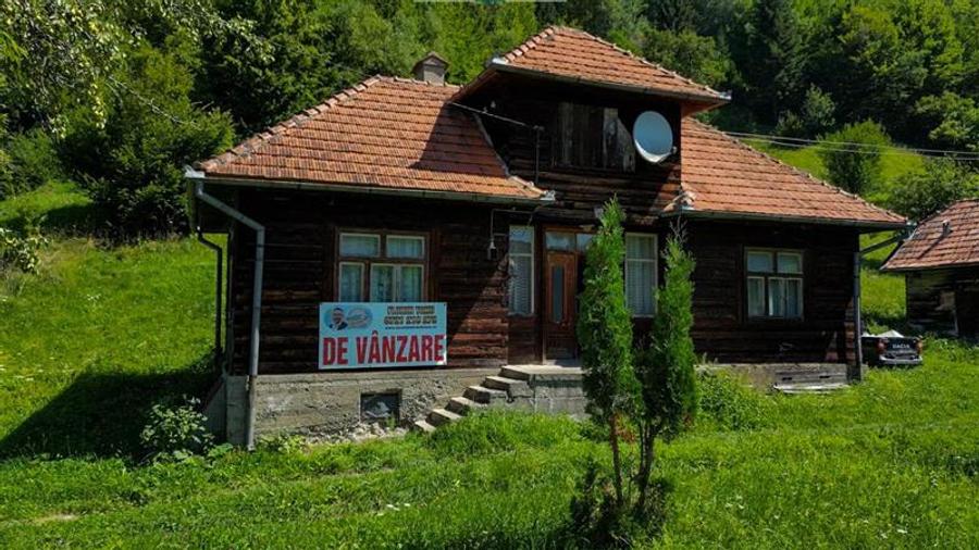 Casă individuală cu 2 camere cu Canalizare în Șimon