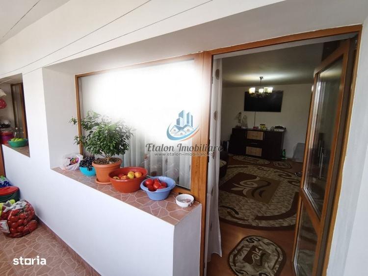 Apartament cu 3 camere decomandat în 1 Mai