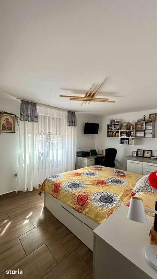 Casă cu 4 camere cu Teren 618 Mp în Dumbrăvița