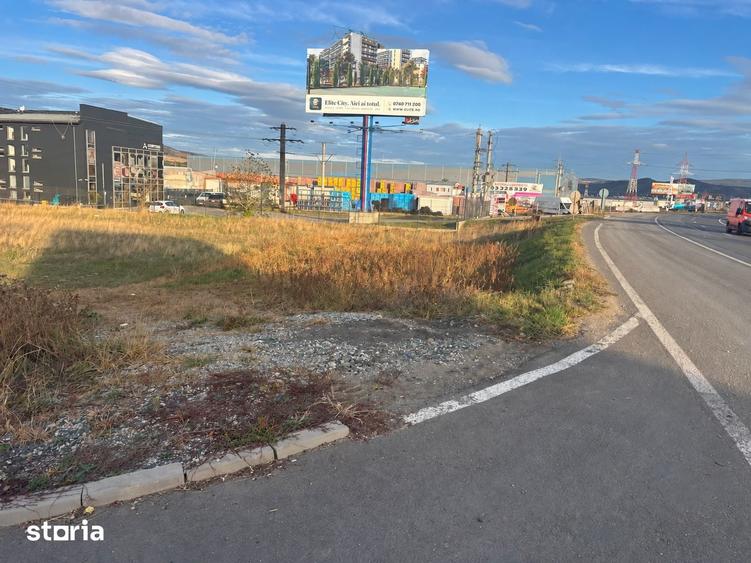 Spațiu comercial, de 1,350 mp, în Florești