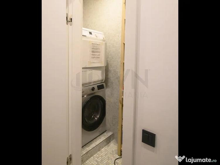 Apartament cu 5 camere semidecomandat în Calea Victoriei