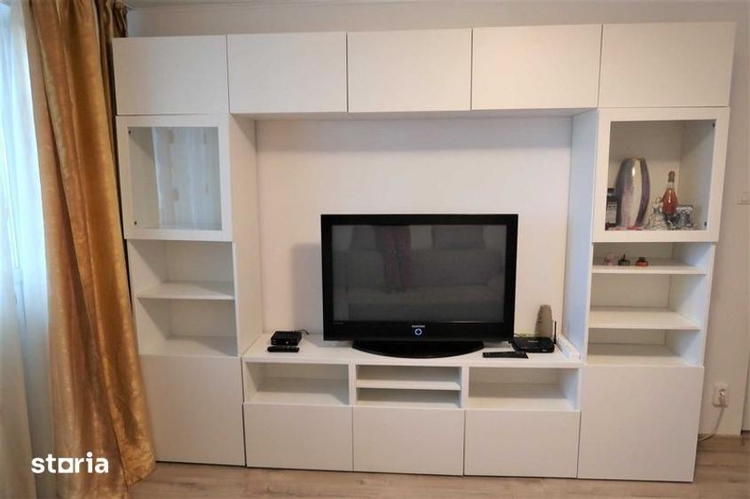Apartament cu 3 camere decomandat în Ghencea