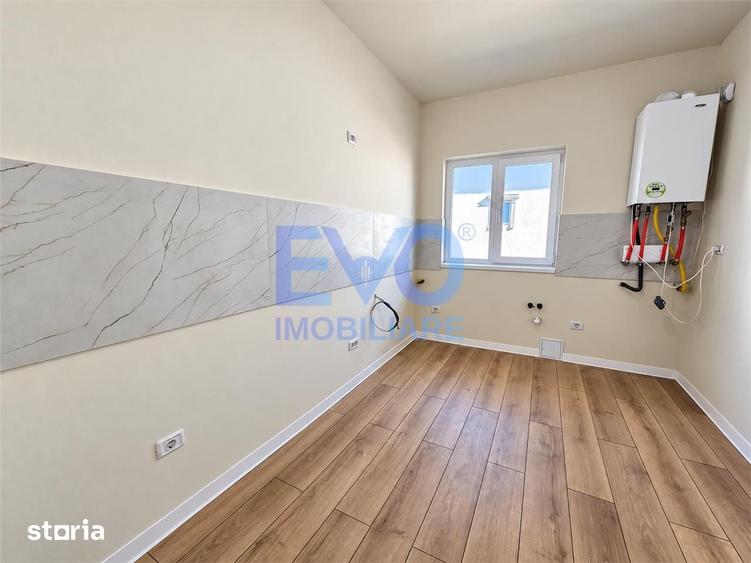 Casă cu 3 camere decomandat cu Teren 500 Mp în Miroslava