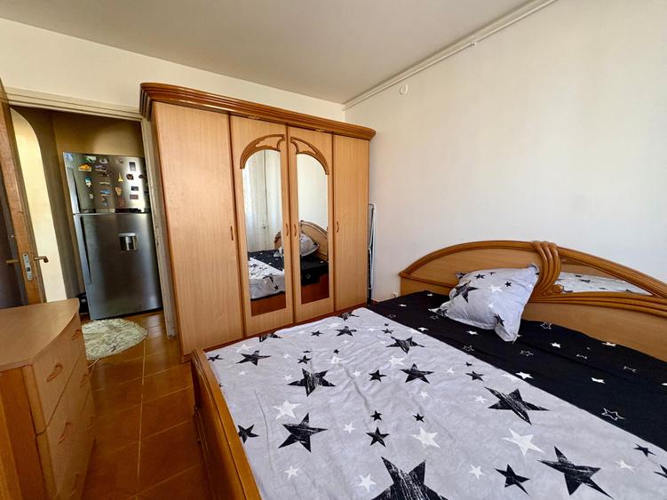 Apartament cu 2 camere decomandat în P-ța Reșița