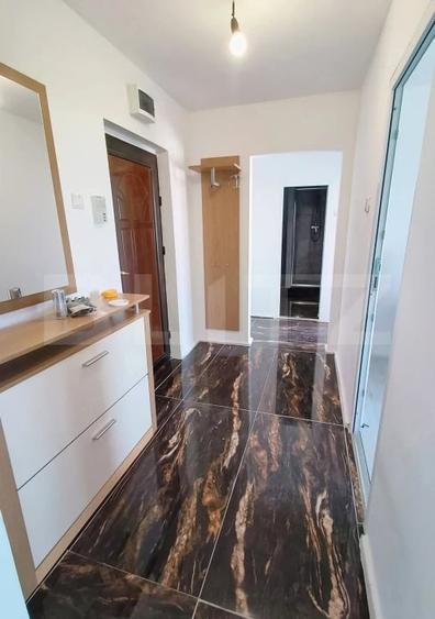 Apartament cu 2 camere decomandat în Craiter