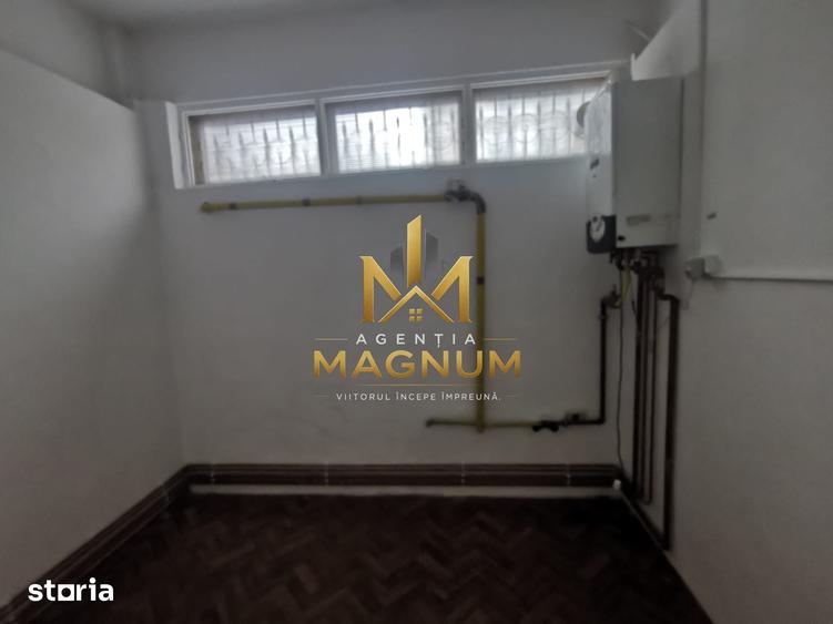 Spațiu comercial, de 150 mp, în Săsar