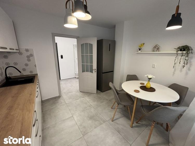Apartament cu 3 camere decomandat, mobilat în Vitan